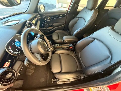 Used 2023 MINI Cooper S image 24