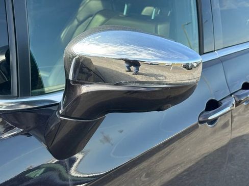 Used 2019 Chrysler Pacifica Limited w/ Advanced Safetytec Group image 10