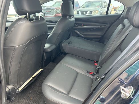 Used 2024 MAZDA MAZDA3 s image 9