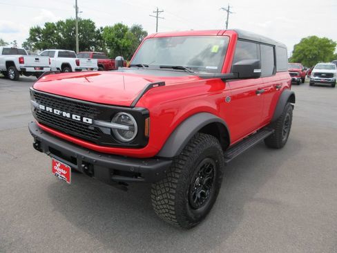 Used 2024 Ford Bronco Wildtrak AWD/4WD image 11
