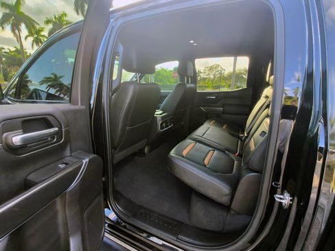 Used 2019 GMC Sierra 1500 AT4 w/ AT4 Premium Package image 11