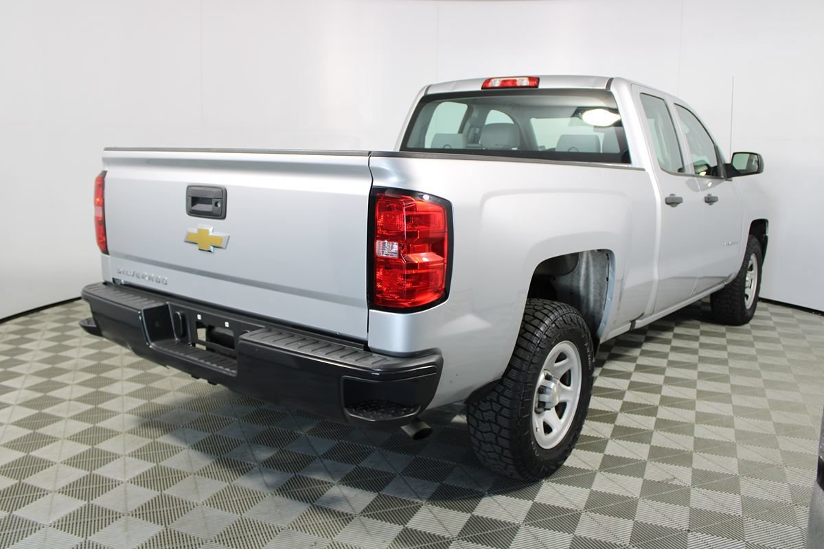 Used 2017 Chevrolet Silverado 1500 W/T RWD image 29