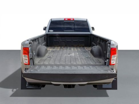 Used 2022 RAM 3500 Tradesman image 57