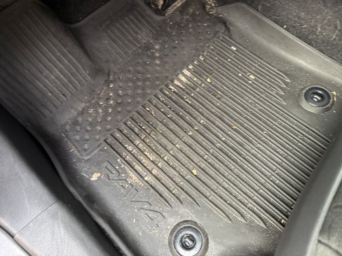 Used 2023 Toyota RAV4 XLE w/ XLE Grade Weather Package image 17