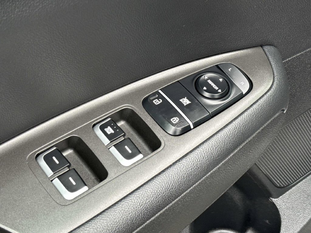 Used 2017 Kia Optima LX FWD image 19