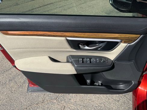 Used 2017 Honda CR-V EX image 11