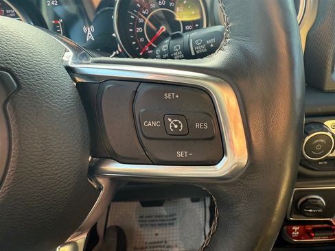 Used 2018 Jeep Wrangler Rubicon image 14