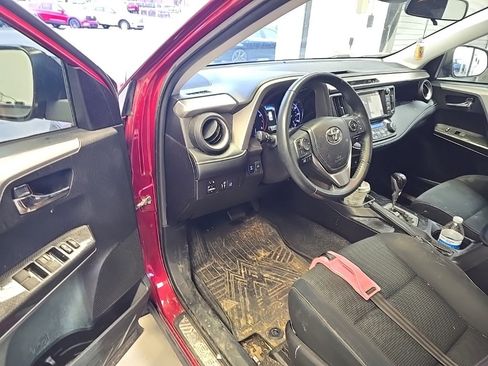 Used 2018 Toyota RAV4 Adventure image 7