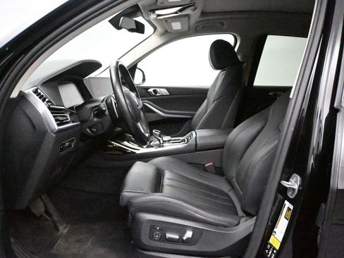 Used 2020 BMW X7 xDrive40i w/ Premium Package image 7