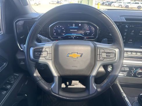 Used 2022 Chevrolet Silverado 1500 LTZ AWD/4WD image 15