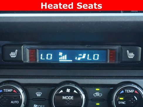 Used 2017 Toyota Tacoma TRD Off-Road AWD/4WD image 6