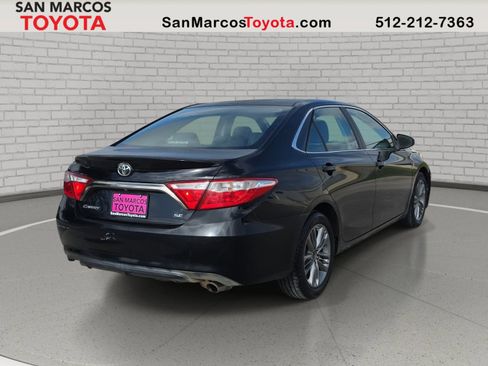 Used 2015 Toyota Camry SE FWD image 6