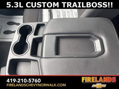 Used 2021 Chevrolet Silverado 1500 Custom Trail Boss w/ LPO, Dark Essentials Package image 25