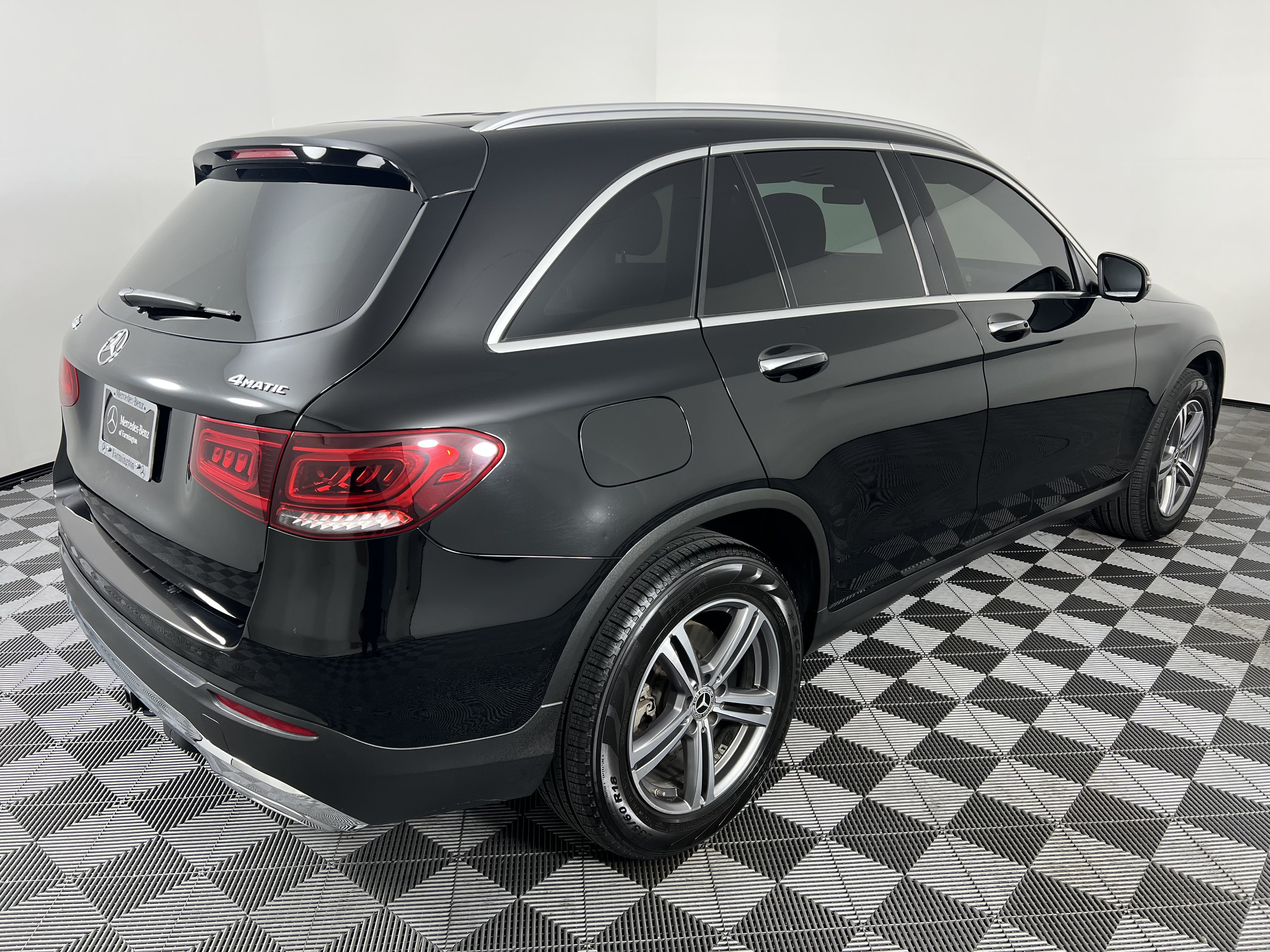 Used 2020 Mercedes-Benz GLC 300 4MATIC image 13