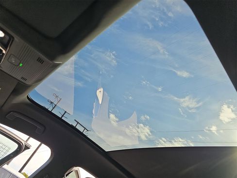 Used 2023 Volkswagen ID.4 Pro S image 36