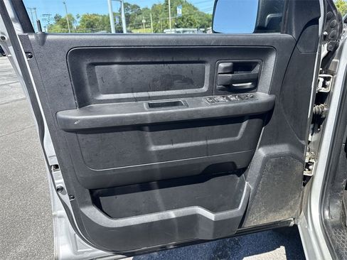 Used 2017 RAM 1500 Express image 16