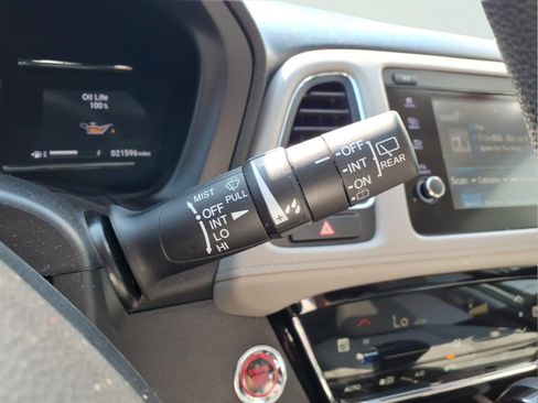 Used 2020 Honda HR-V EX image 17