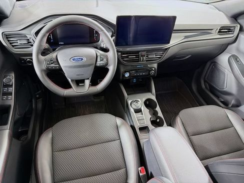 Used 2023 Ford Escape ST-Line w/ Tech Pack #1 AWD/4WD image 28