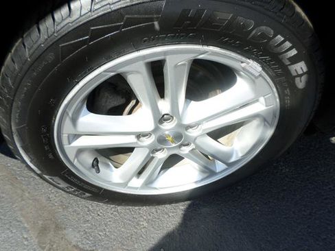 Used 2017 Chevrolet Cruze LT w/ Sun And Sound Package image 40