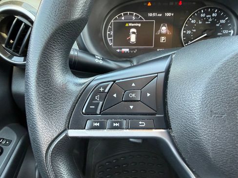 Used 2021 Nissan Kicks SV FWD image 18