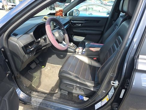 Used 2023 Honda CR-V Sport Touring image 5