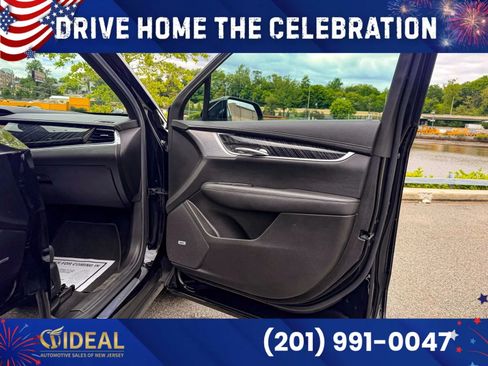 Used 2021 Cadillac XT6 Premium Luxury AWD/4WD image 25
