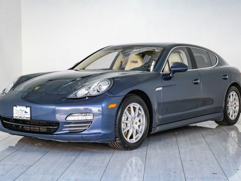 Used 2011 Porsche Panamera 4S image 4