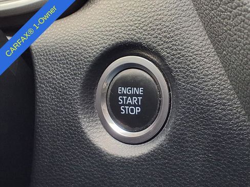 Used 2019 Toyota Corolla Hatchback image 28