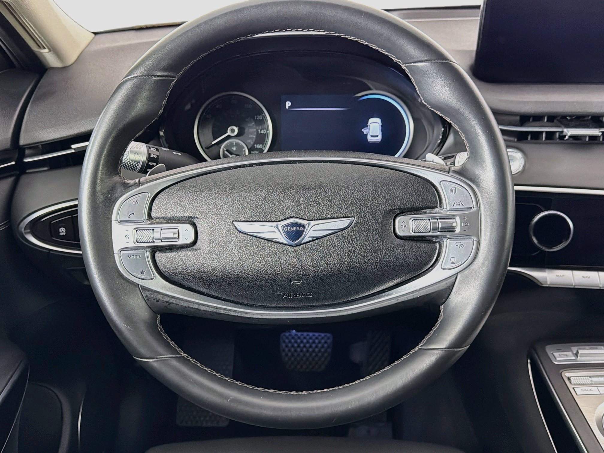 Used 2025 Genesis GV70 2.5T AWD/4WD image 18