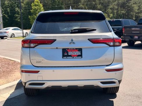 Used 2024 Mitsubishi Outlander SE FWD image 10