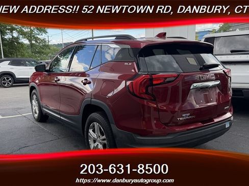 Used 2018 GMC Terrain SLE w/ Driver Convenience Package AWD/4WD image 3