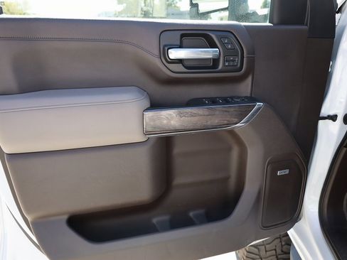 Used 2020 Chevrolet Silverado 3500 LTZ w/ LTZ Premium Package image 10