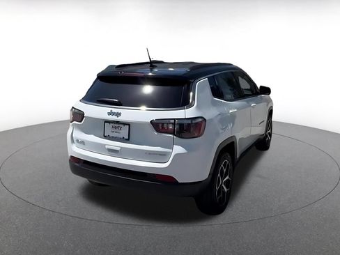 Used 2025 Jeep Compass Limited AWD/4WD image 14