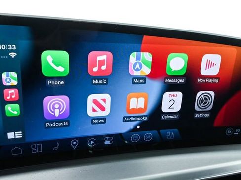 New 2025 Cadillac Lyriq Luxury image 16