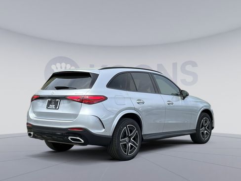 Certified 2025 Mercedes-Benz GLC 300 4MATIC image 5