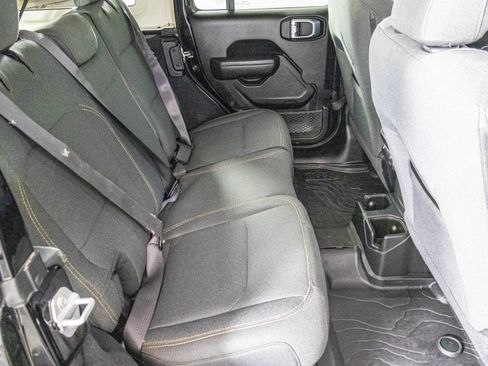 Used 2024 Jeep Wrangler Willys image 40