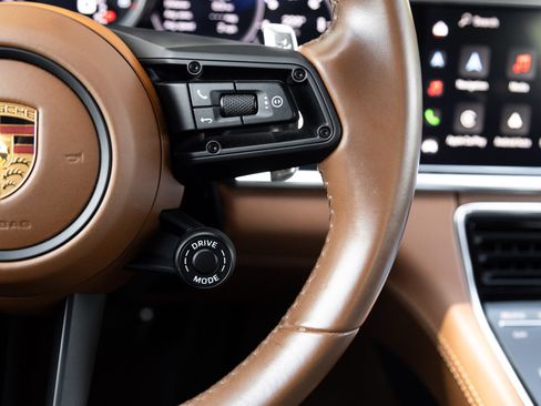 Certified 2022 Porsche Panamera Turbo S AWD/4WD image 16