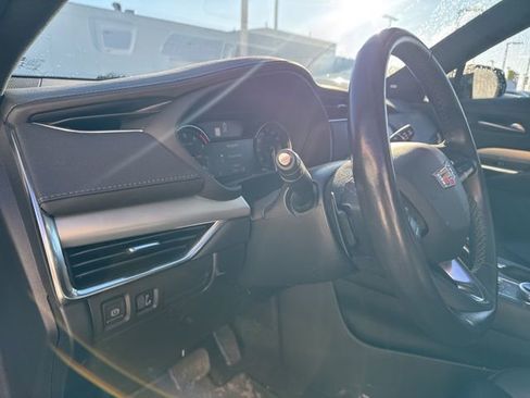 Used 2023 Cadillac XT4 Premium Luxury w/ Cold Weather Package image 14