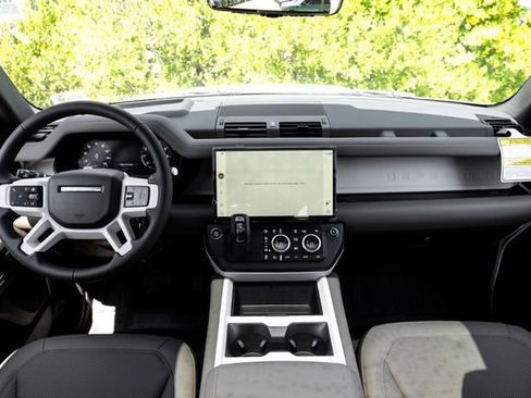 New 2026 Land Rover Defender 110 X-Dynamic SE AWD/4WD image 20
