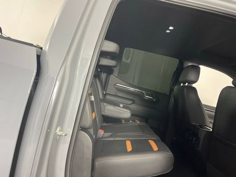Used 2024 GMC Sierra 1500 AT4 w/ Technology Package image 32