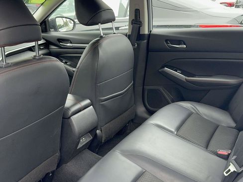 Used 2024 Nissan Altima 2.5 SR FWD image 32