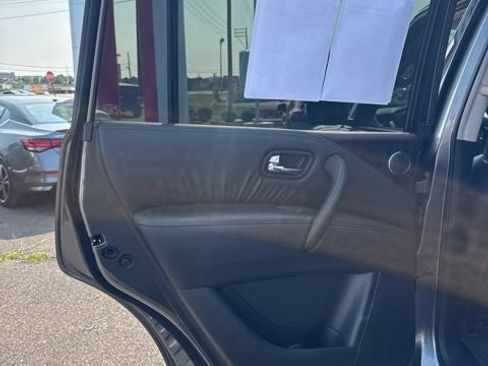 Certified 2024 Nissan Armada Platinum w/ Captain's Chairs Package AWD/4WD image 17