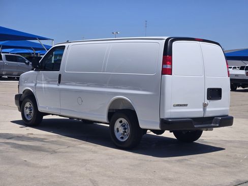 New 2025 Chevrolet Express 2500 w/ Driver Convenience Package RWD image 3