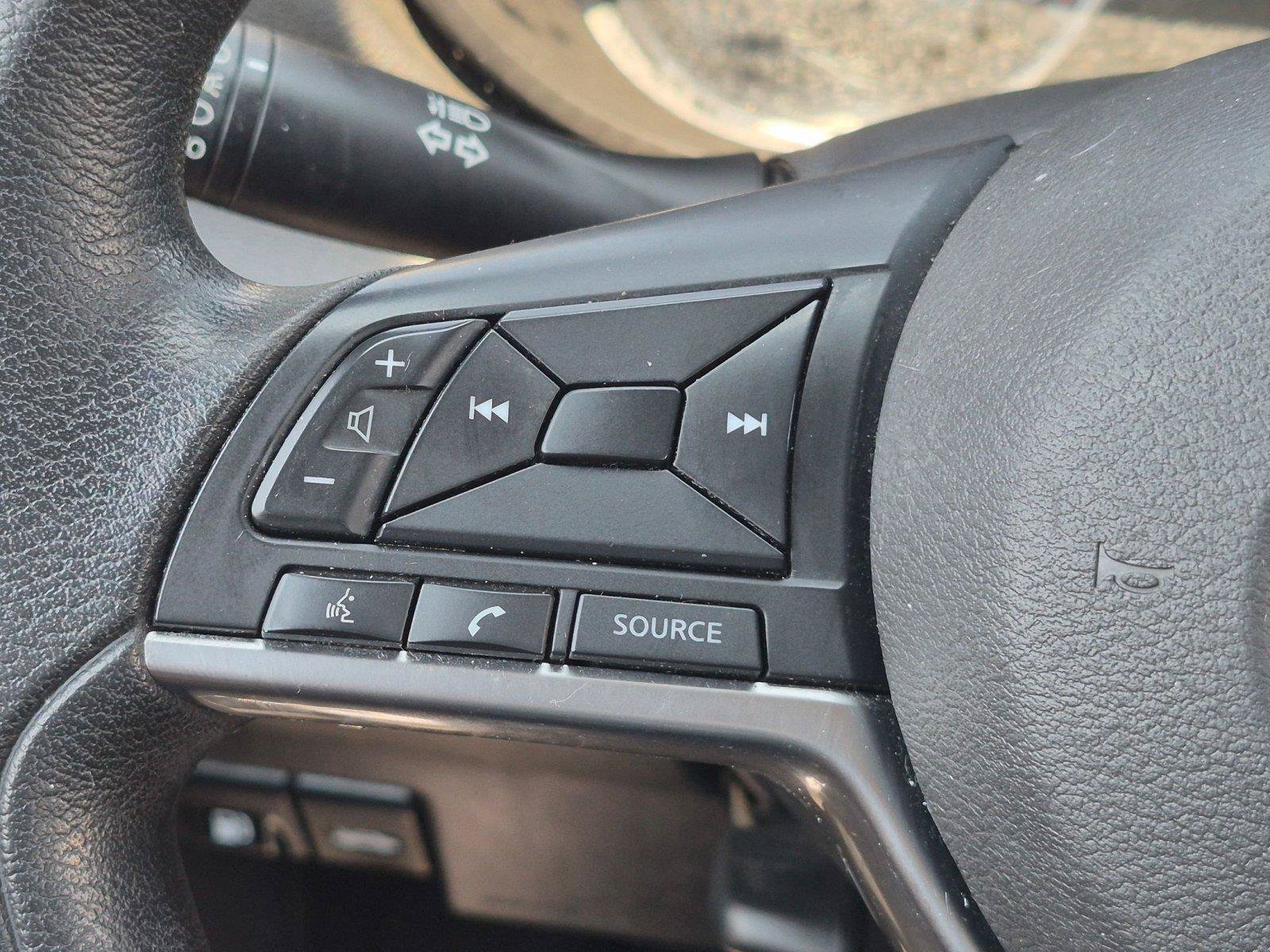 Used 2020 Nissan Versa S FWD image 27