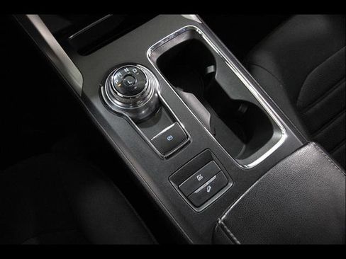 Certified 2020 Ford Fusion SE FWD image 17
