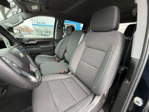 Used 2024 Chevrolet Silverado 1500 LT image 23