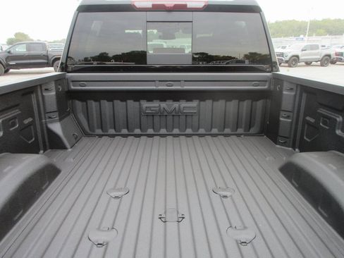 New 2026 GMC Sierra 2500 SLE w/ SLE Value Package; image 7