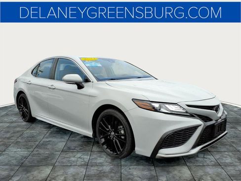 Used 2023 Toyota Camry XSE image 1