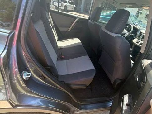 Used 2014 Toyota RAV4 LE FWD image 4