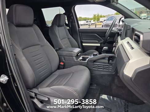Used 2024 Toyota Tacoma TRD Off-Road AWD/4WD image 16